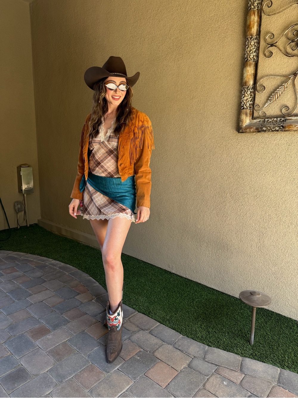 Women's Tan Suede Fringe Jacket - Picture 9 of 10